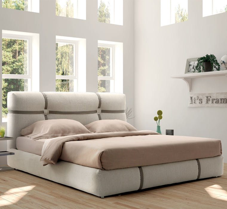 Letto King in tessuto con particolari in ecopelle – doomostore