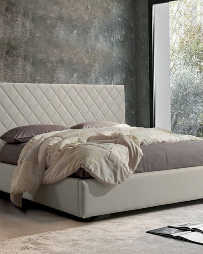 Letto Vanessa imbottito in ecopelle con contenitore