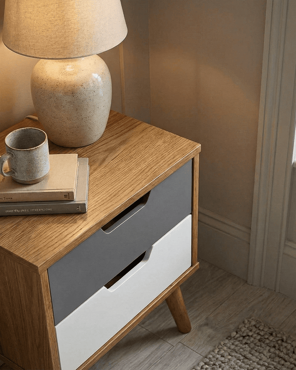 Comodino Schino - Mobile per camere, zona relax - 2 cassetti - L. 40 cm x H. 52 cm x P.40 cm - Rovere chiaro, avio, bianco - doomostore