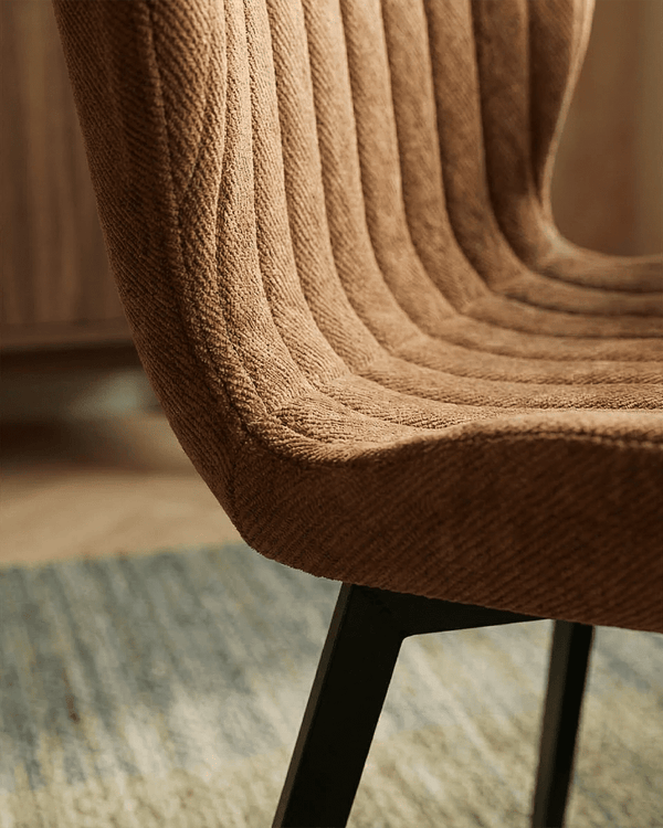 Sedia Cloud - Sedia moderna in tessuto vellutato Bronzo - Struttura in metallo nero - Design moderno - 1 pz - doomostore