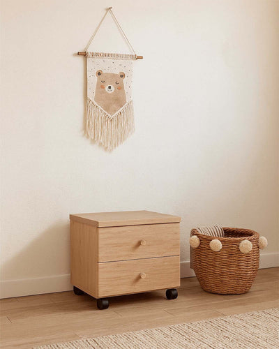 Comodino Otris - Mobile con 4 ruote - 2 cassetti - 7 varianti colore personalizzabile - 45 L. x 41 H. x 38 P.