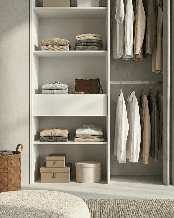 Armadio Luton - Guardaroba a giorno con tenda grigia - Struttura bianca - 4 ripiani e 1 cassetto inclusi - L. 110/160 x H. 205 x P. 50 cm - doomostore