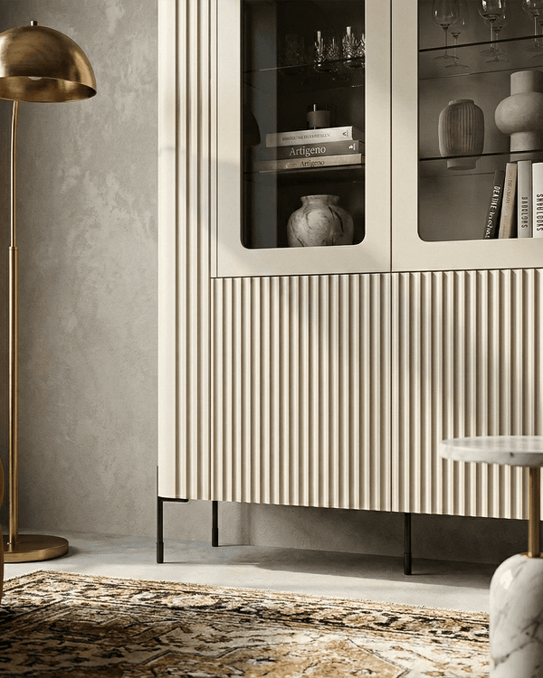 Vetrina Curva - Set Rota - Mobile alto vetrato per soggiorno, moderno - 2 ante vetrate - L. 110 cm x H. 160 cm x P. 40 cm - Cashmere - doomostore