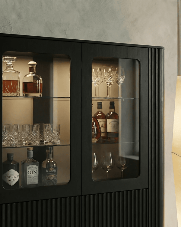 Vetrina Volta - Set Rota - Mobile alto vetrato per soggiorno, moderno - 2 ante vetrate - L. 110 cm x H. 160 cm x P. 40 cm - Nero - doomostore